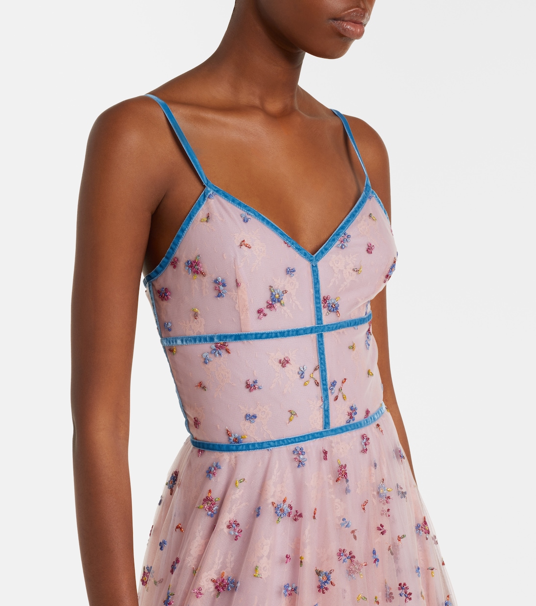 Verzierte Robe aus Tüll mit Spitze | Costarellos