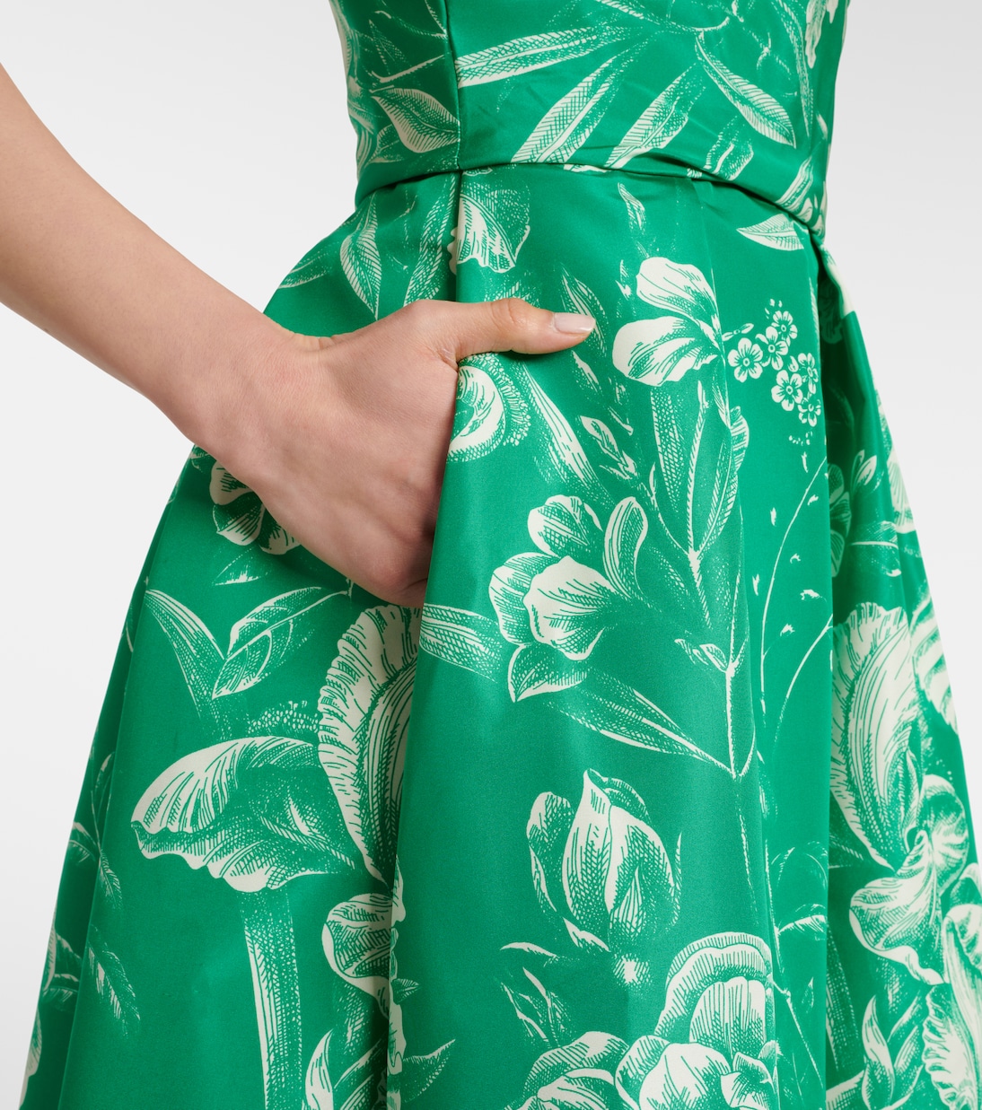 Strapless silk gown | Monique Lhuillier