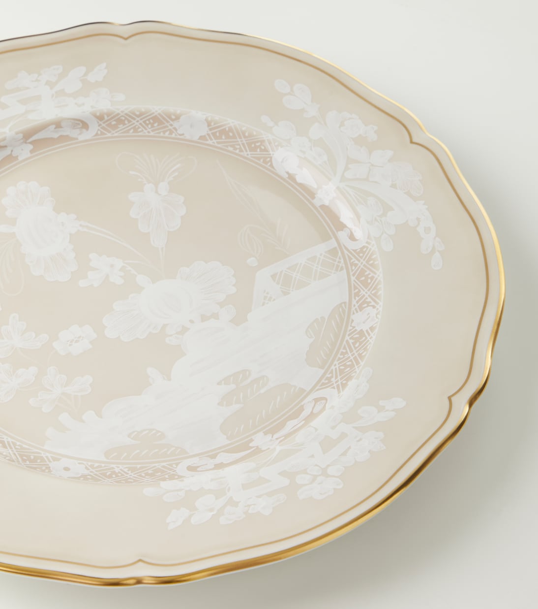 Oriente Italiano porcelain charger plate | Ginori 1735