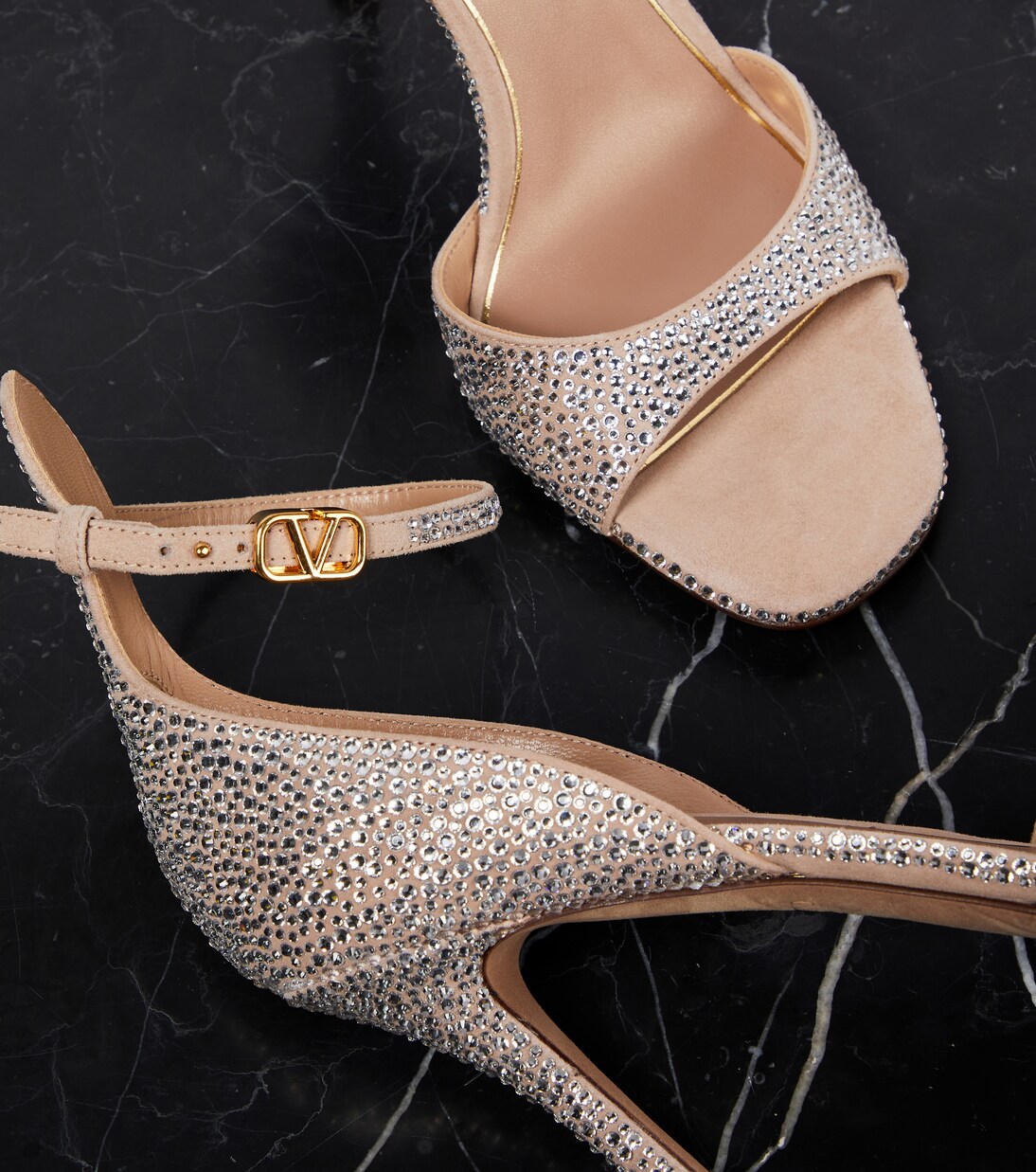 Sandalen VLogo aus Leder mit Kristallen | Valentino Garavani