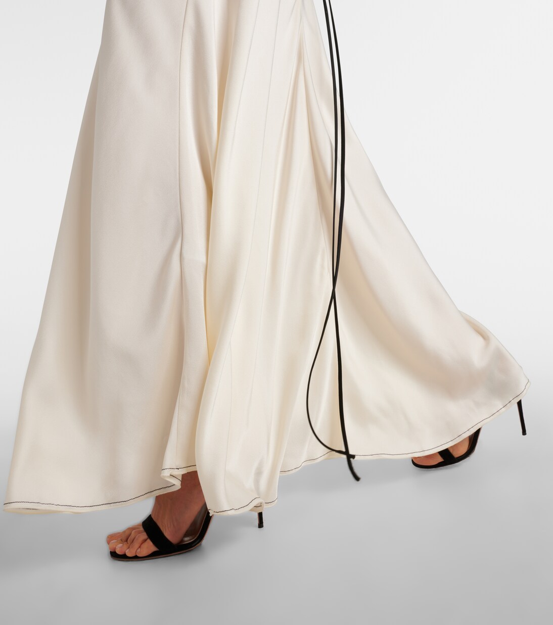 Robe longue en crêpe de satin | Victoria Beckham