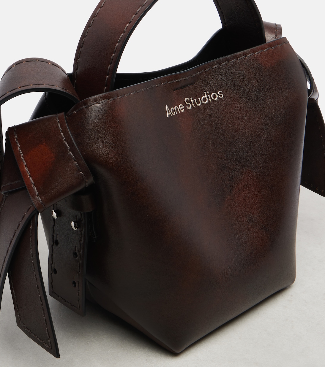 Borsa a tracolla Musubi Small in pelle | Acne Studios