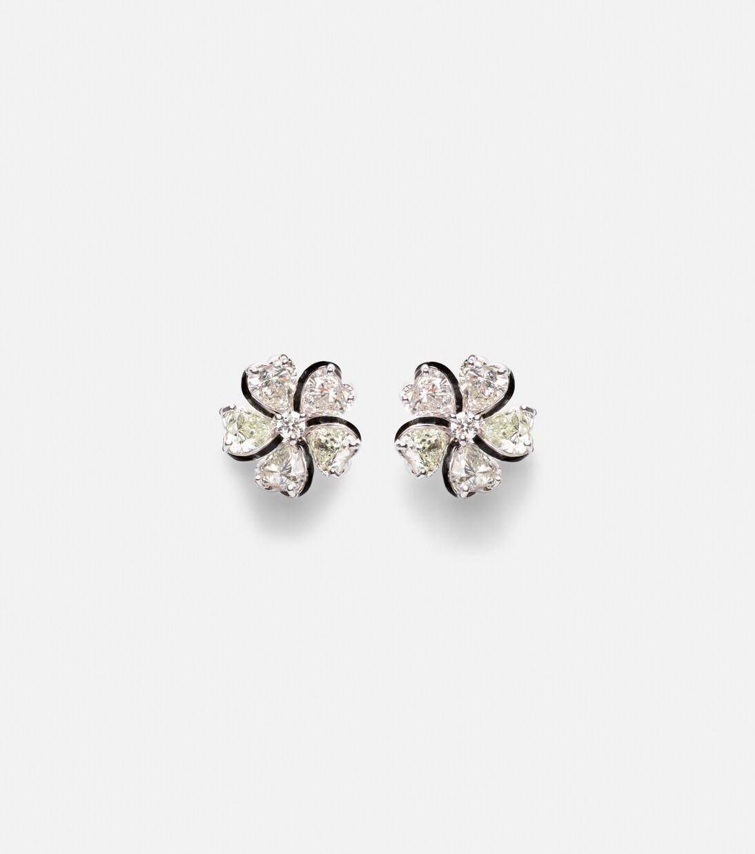 Boucles d’oreilles Love Petals en or blanc 18 ct et diamants | Kamyen
