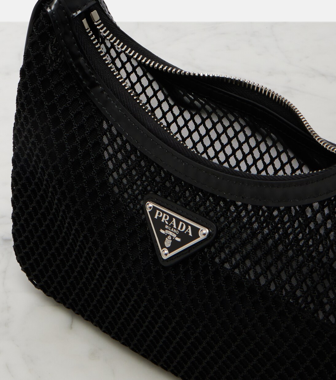 Schultertasche Prada Re-Edition 2005 Mini aus Mesh | Prada