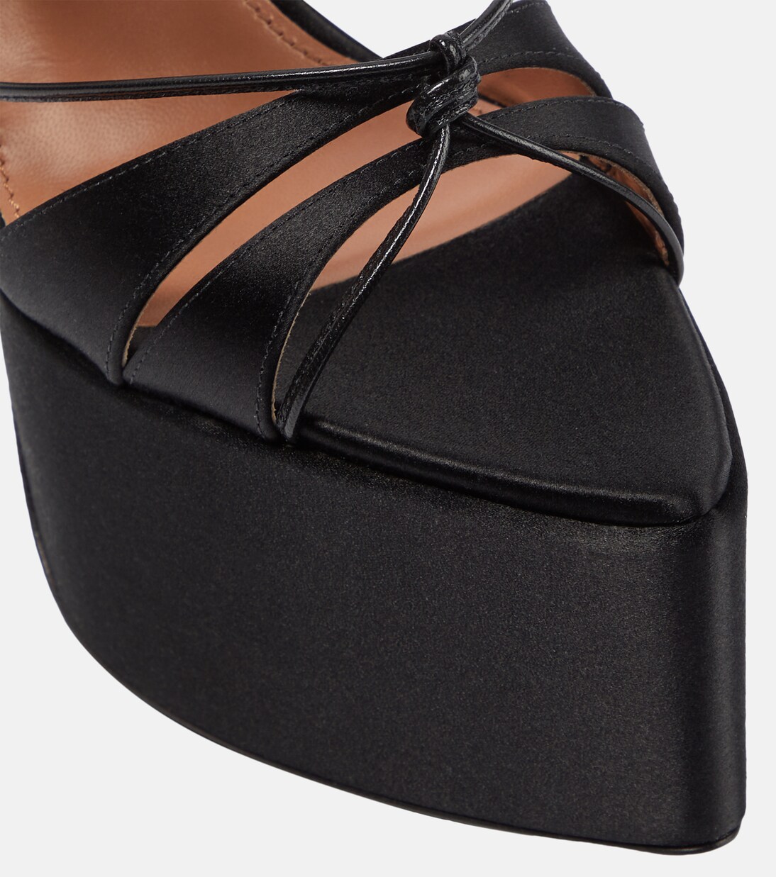 Plateausandalen Belle aus Satin | D'Accori