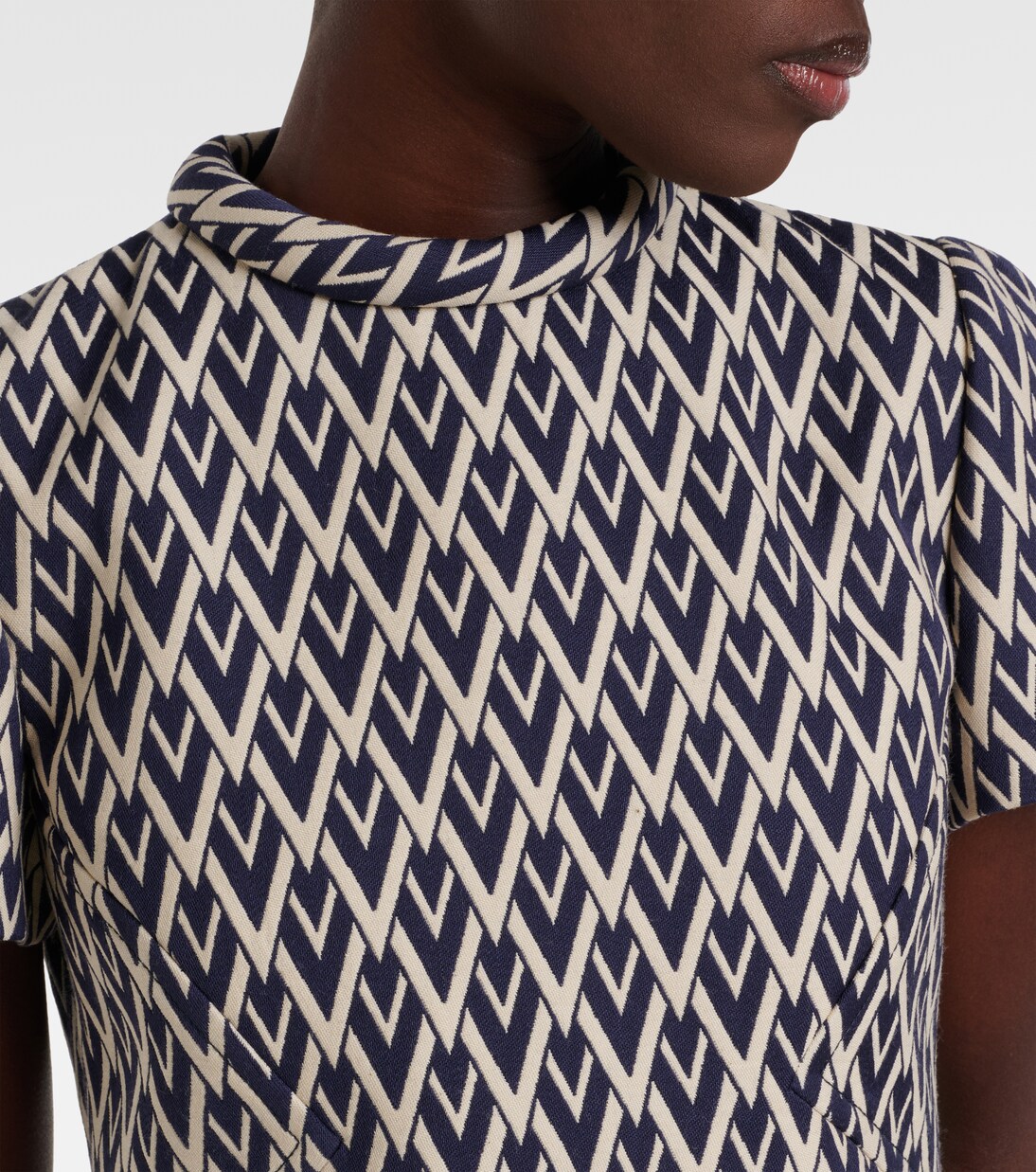 Minikleid Toute La V aus Woll-Jacquard | Valentino