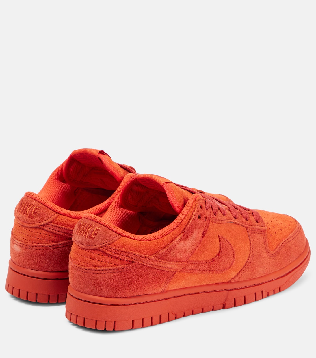 Sneakers Dunk Low SE aus Veloursleder | Nike
