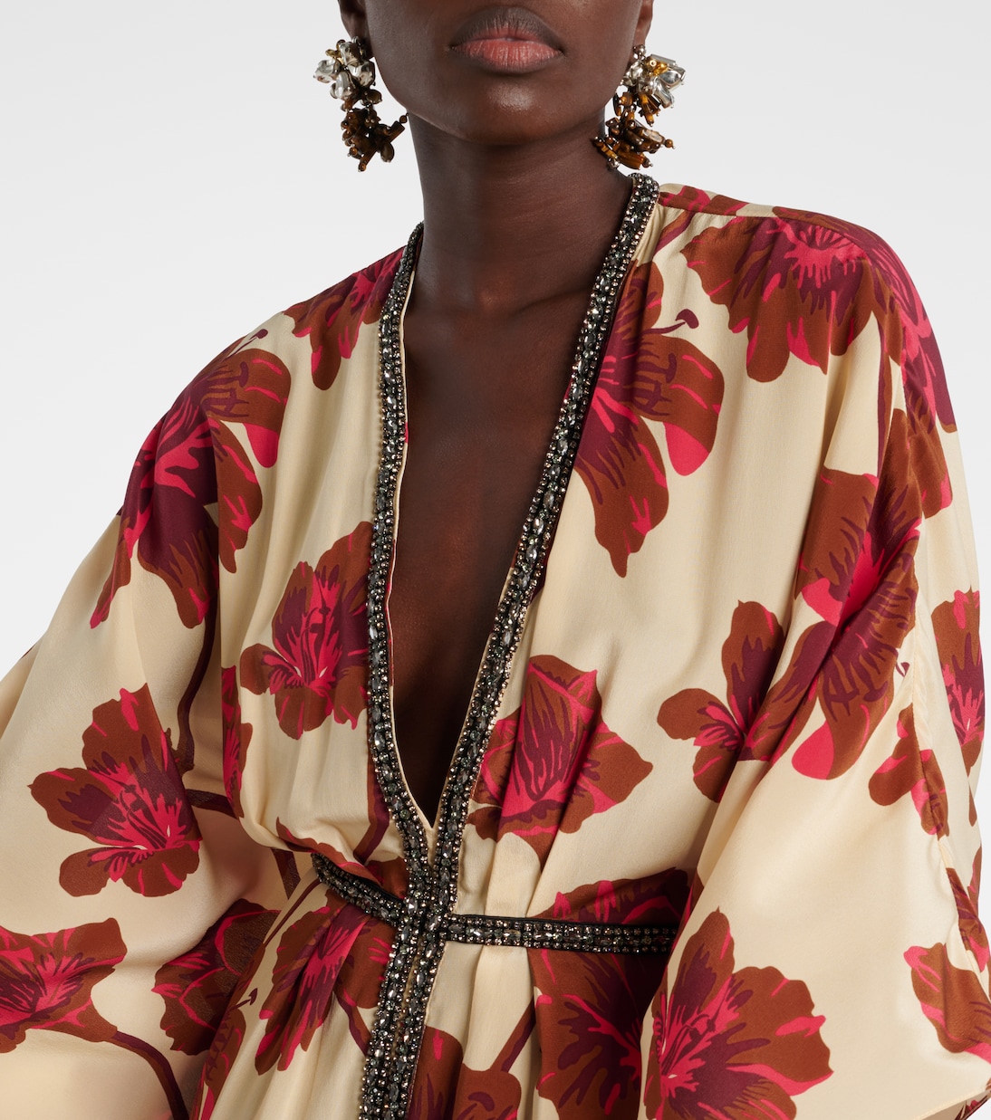 Abito lungo in seta con decorazioni | Johanna Ortiz