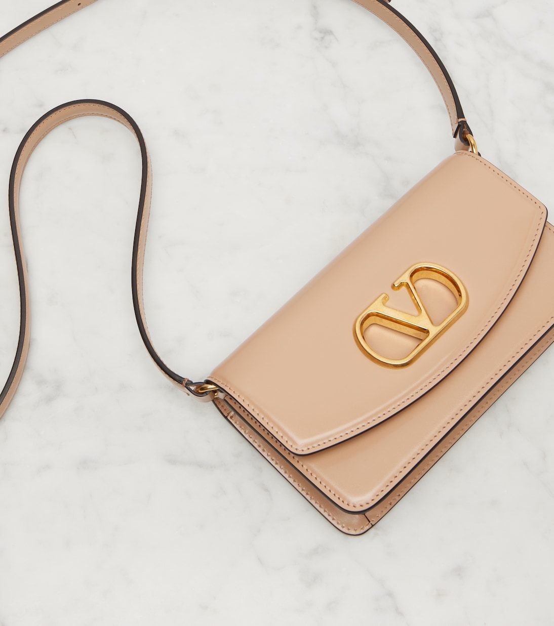 Pochette Vain Small en cuir | Valentino Garavani