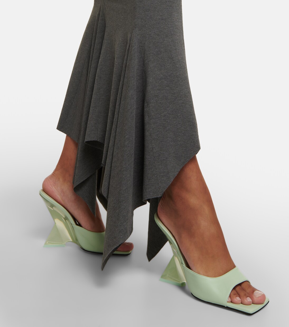 Pantoletten Cheope aus Leder | The Attico