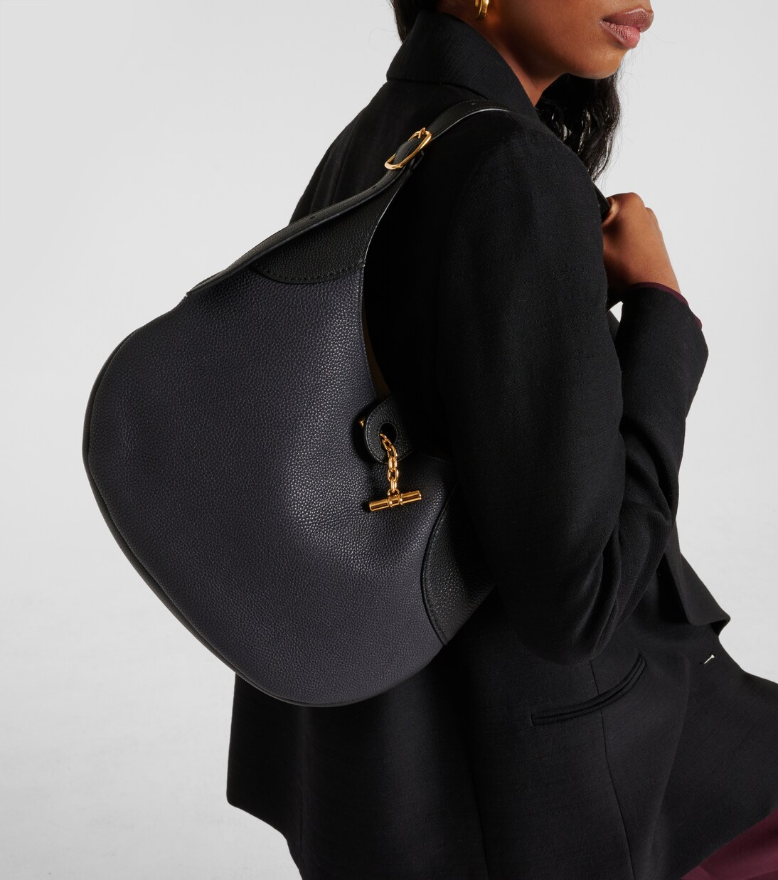 Bobbin Medium leather shoulder bag | Loro Piana