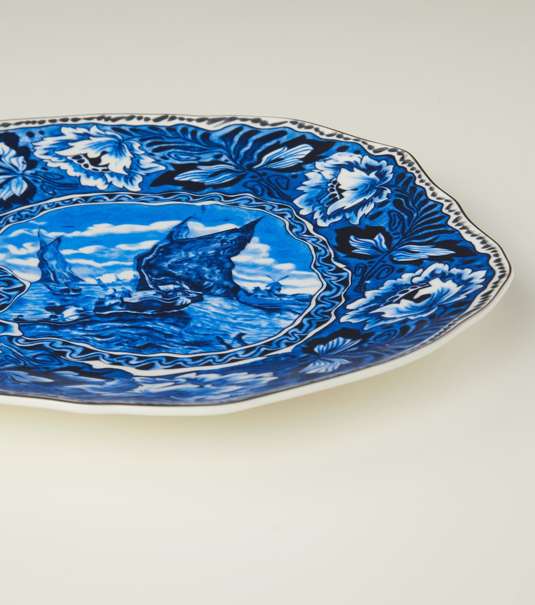 x Diesel Living Classics on Acid Maastricht Ship dinner plate | Seletti