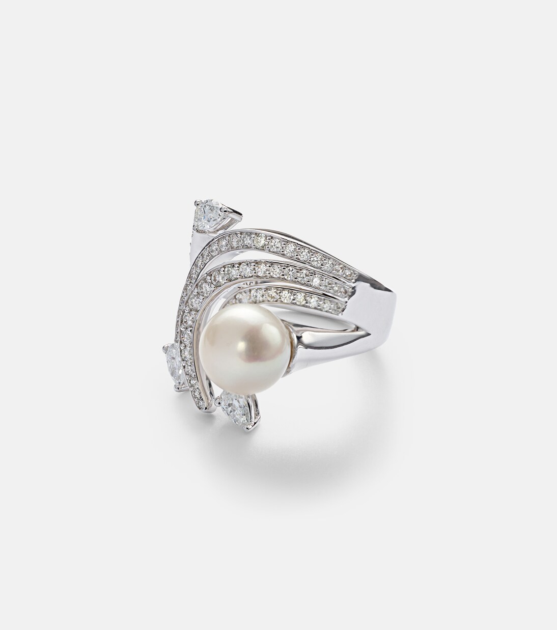 Ring Pearlescent aus 18kt Weißgold (750/1000) mit Diamanten und Süßwasserperle | Yeprem