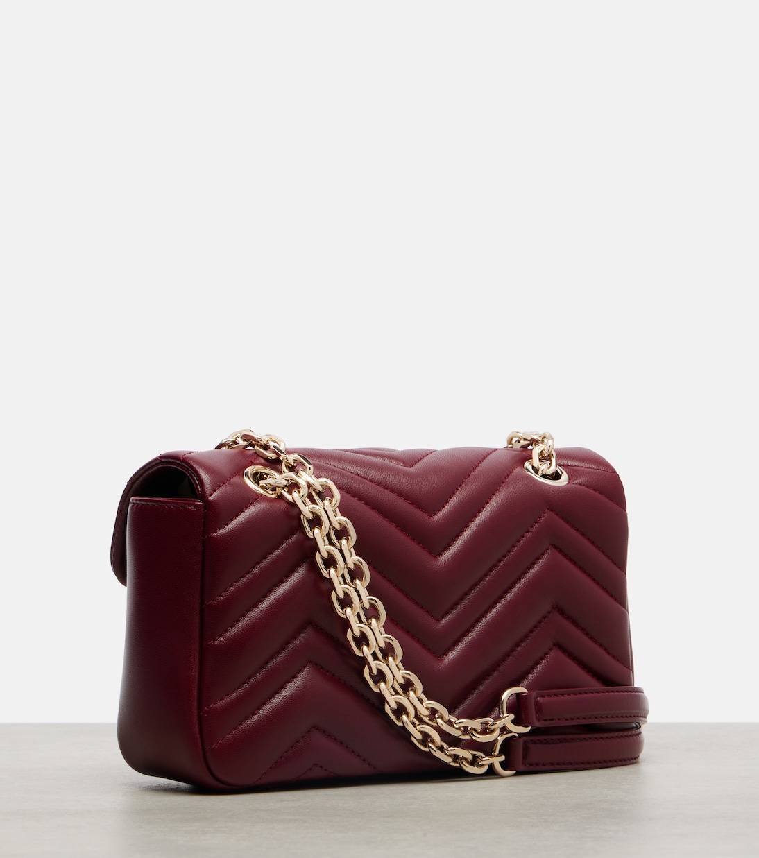 Schultertasche GG Marmont Small aus Leder | Gucci