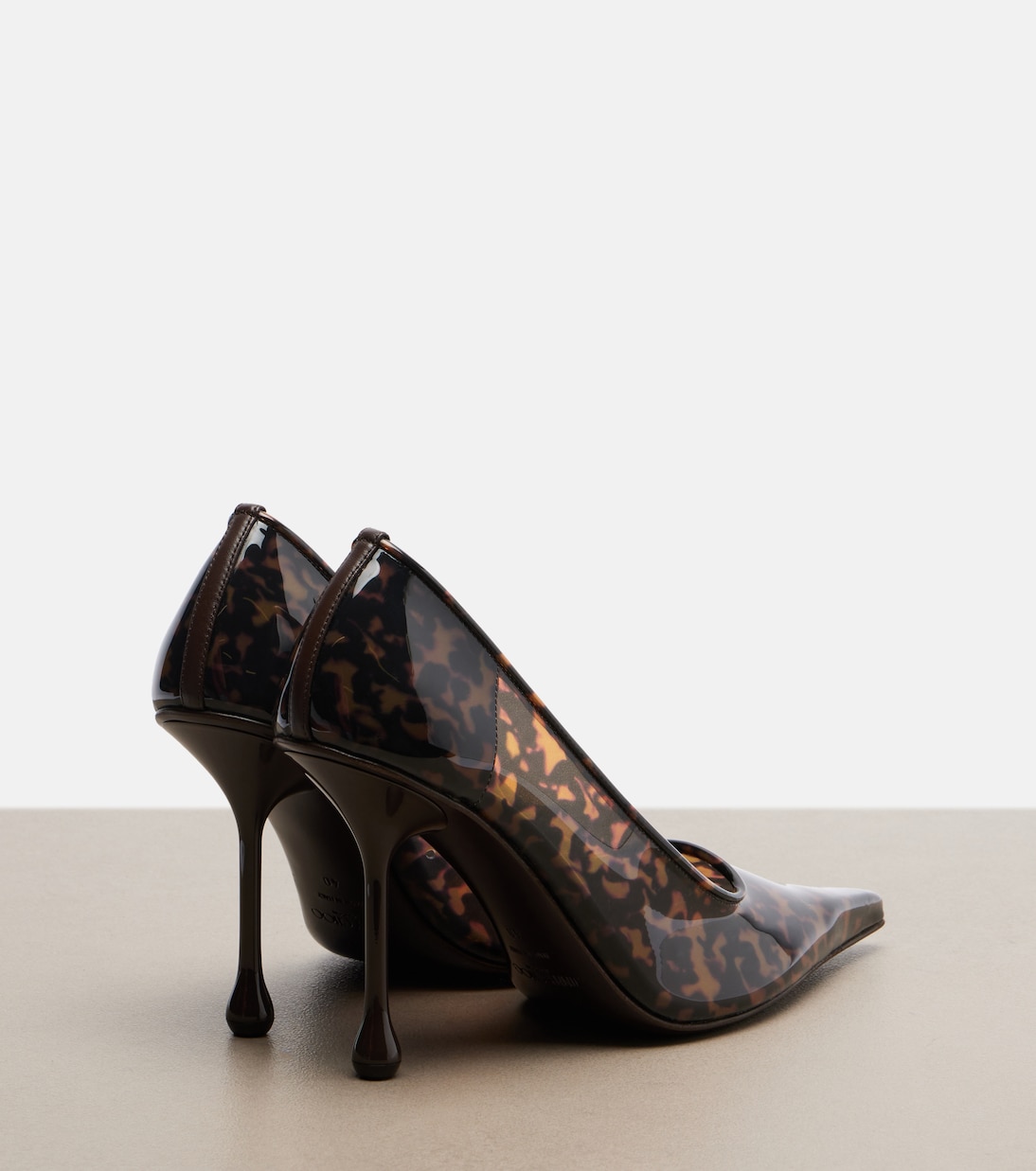 Salones Ixia estampados | Jimmy Choo