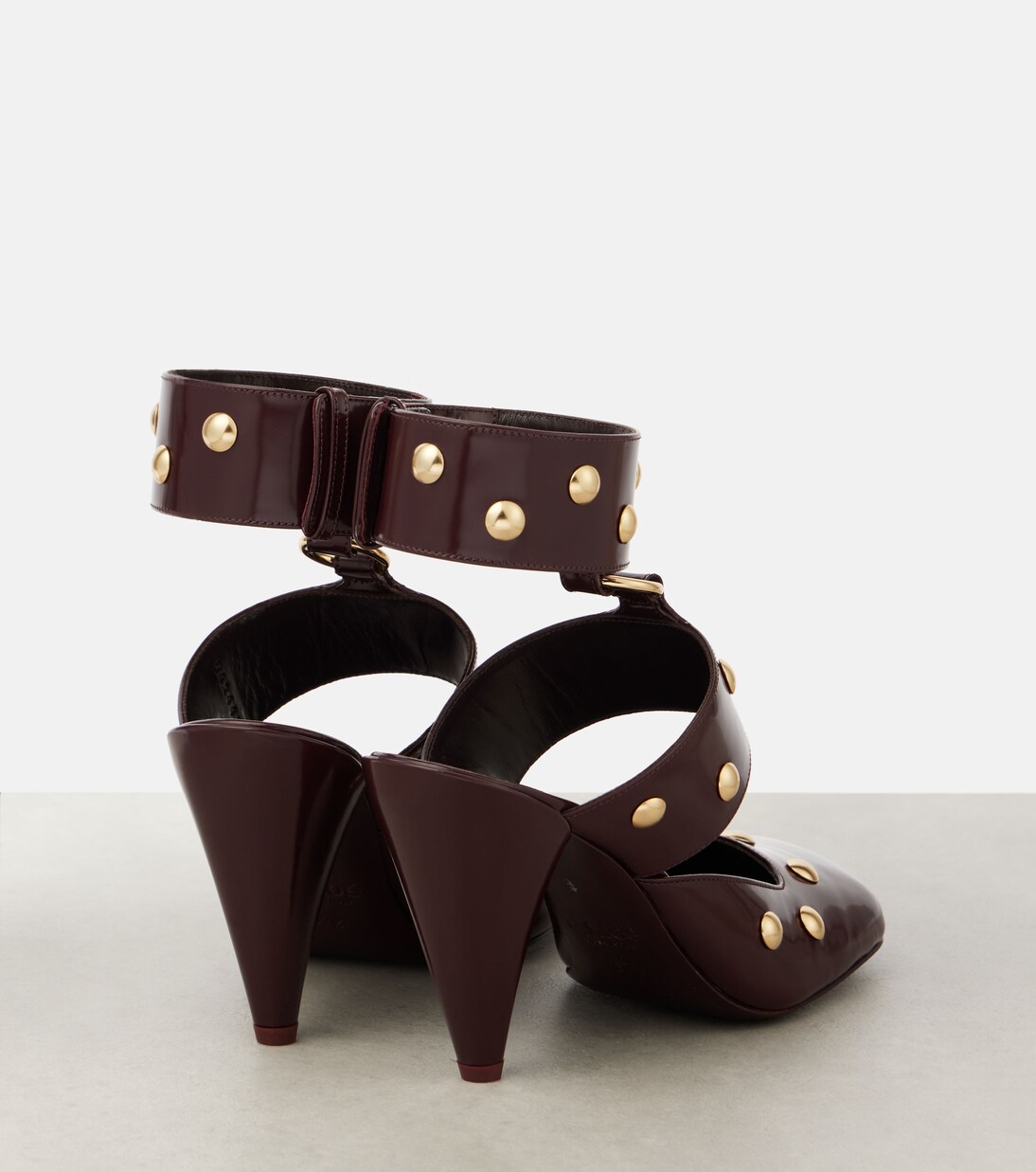 Salones Jade de piel con tachuelas | Chloé