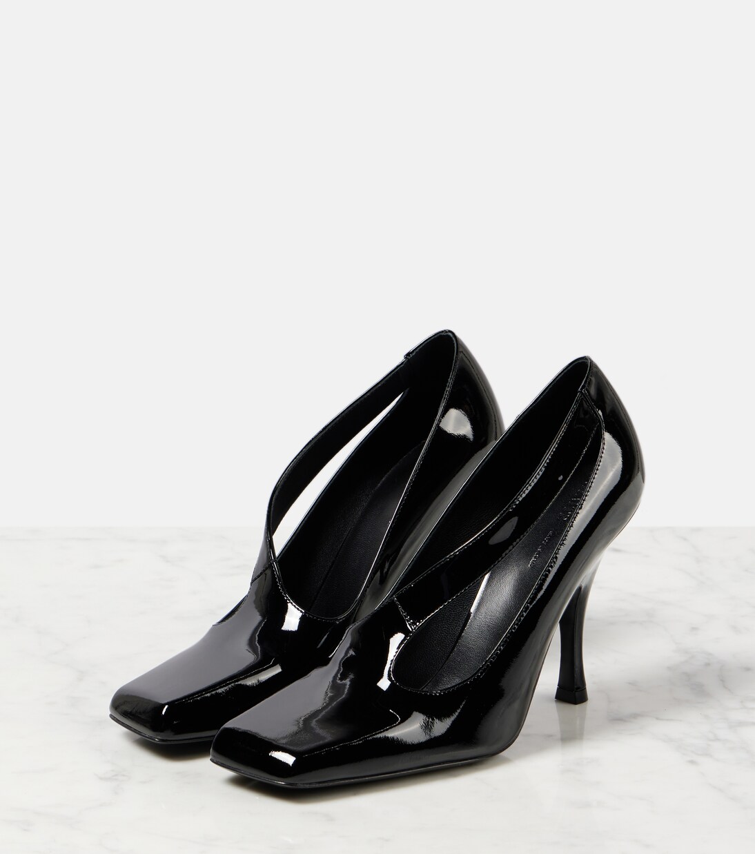 Salones Eva 100 de charol con aberturas | Khaite