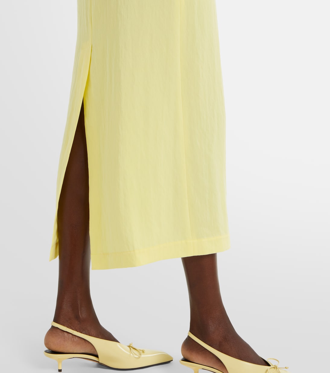 Robe midi brodée à fleurs | Blumarine