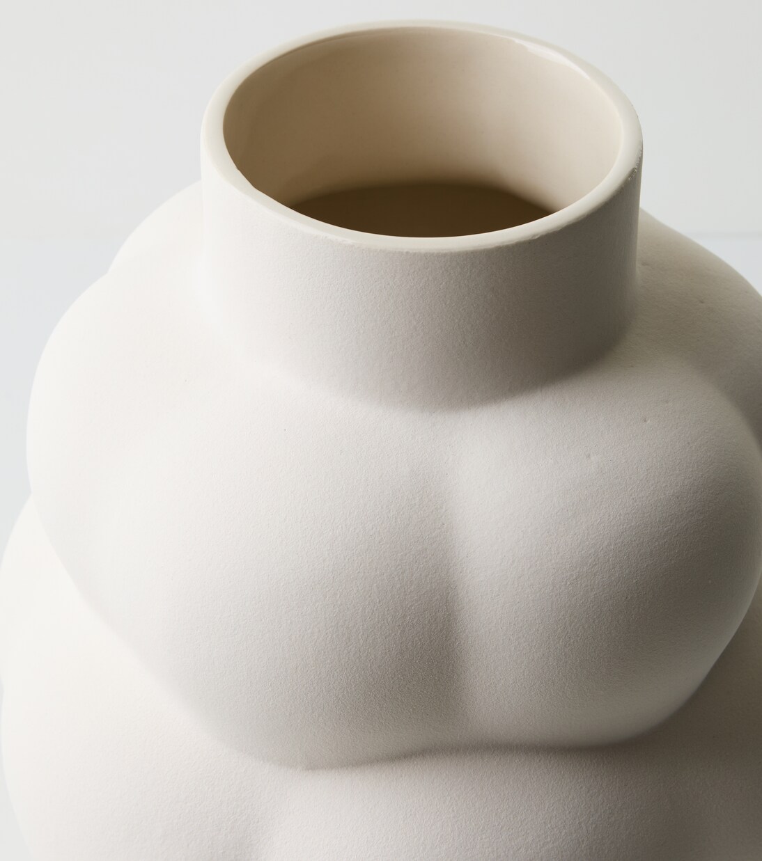 Balloon 04 ceramic vase | Louise Roe