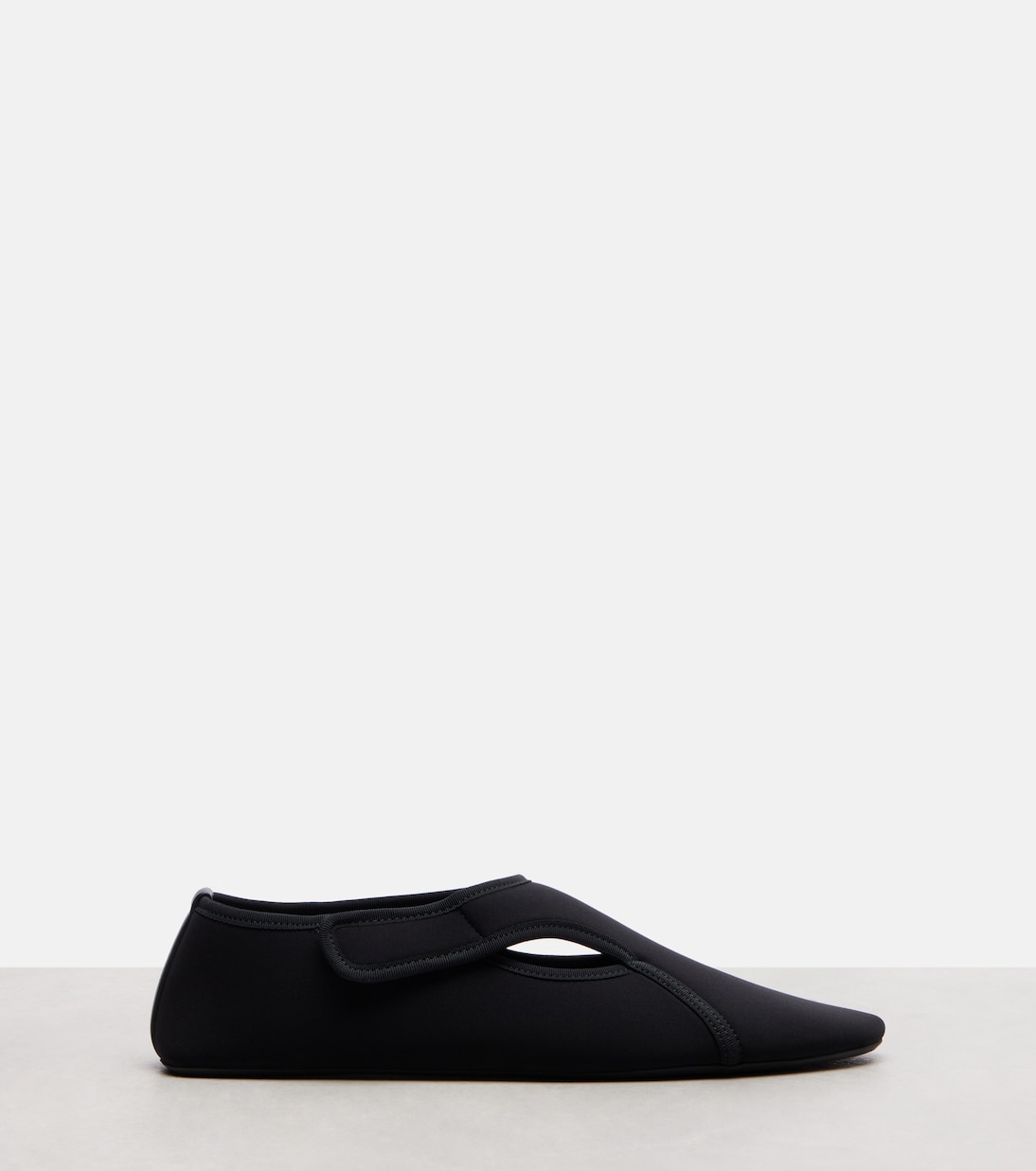 Flex leather-trimmed ballet flats | Alaïa