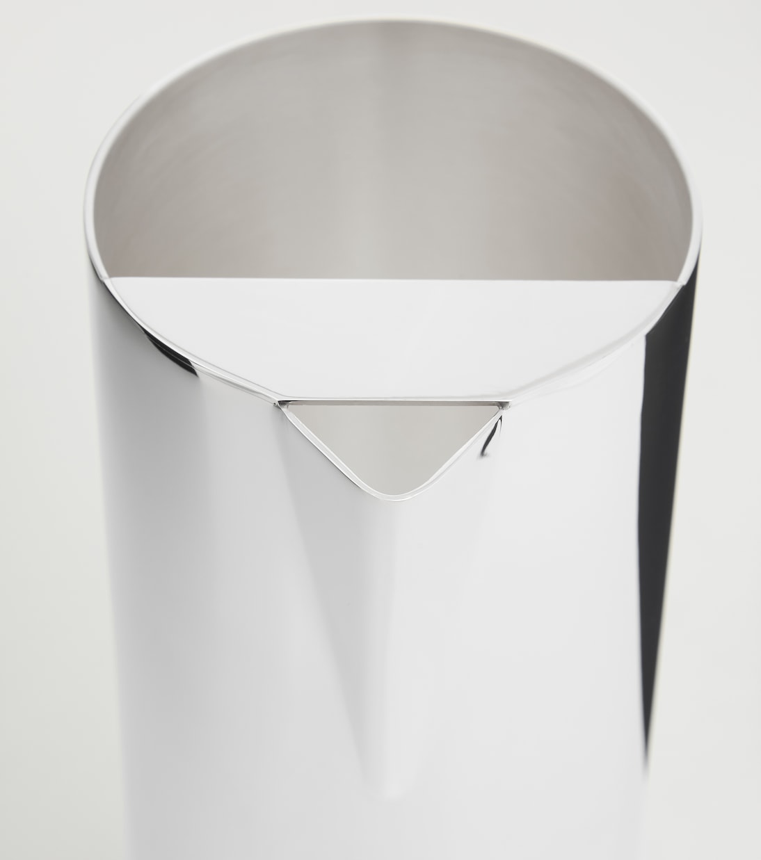 Vertigo silver-plated pitcher by Andrée Putman | Christofle