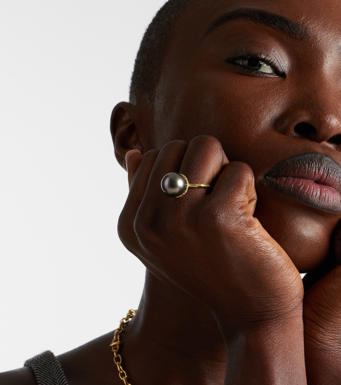 Orb 18kt gold ring with pearl and diamonds | Octavia Elizabeth