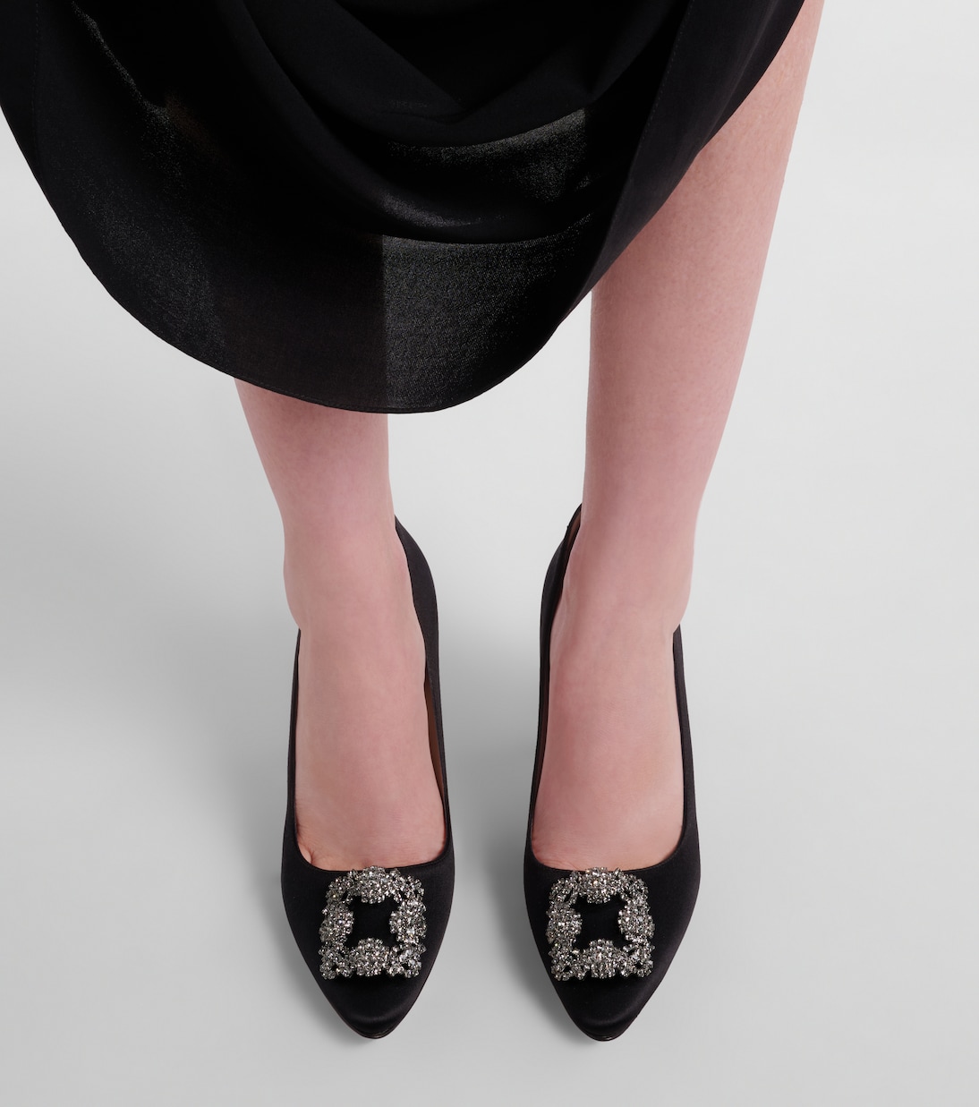 Hangisi 90 embellished satin pumps | Manolo Blahnik