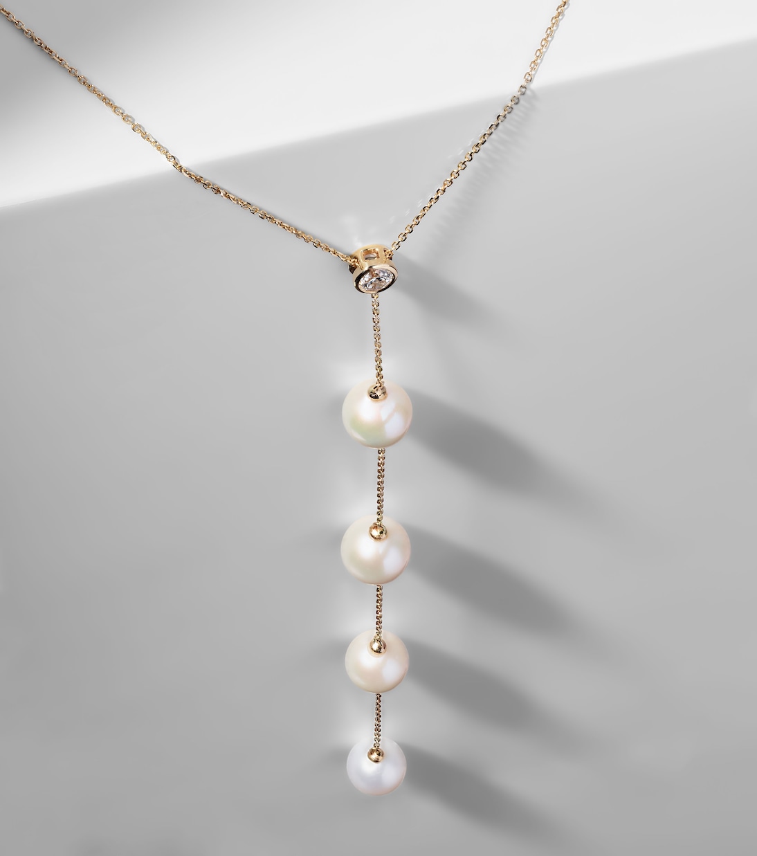 14kt gold necklace with diamonds and pearls | Mateo