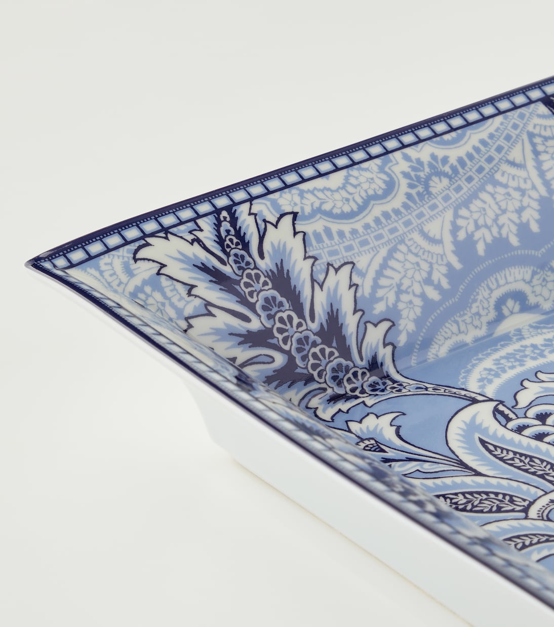 Bloom porcelain decorative tray | Etro