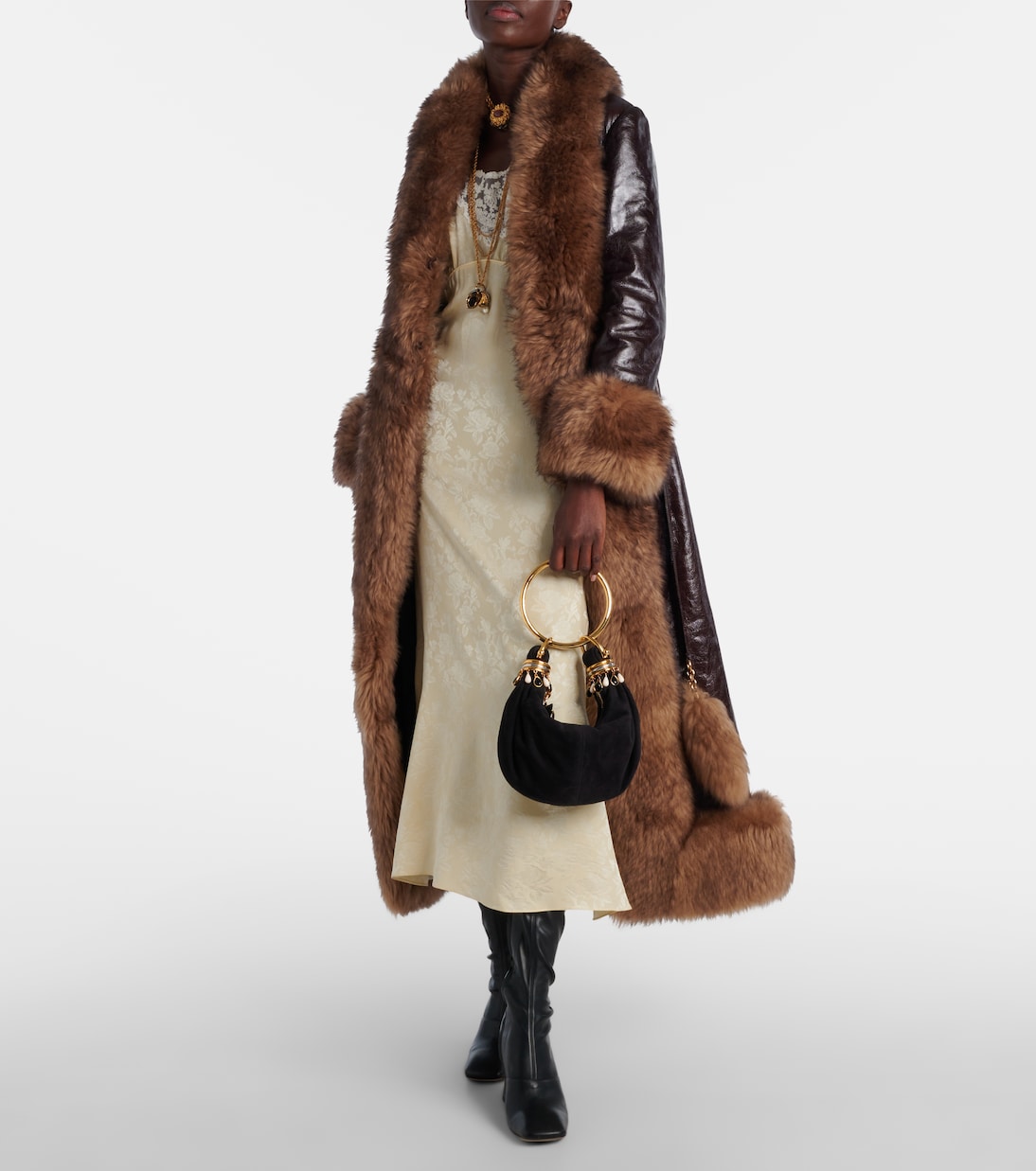 Schultertasche Bracelet Small aus Veloursleder | Chloé