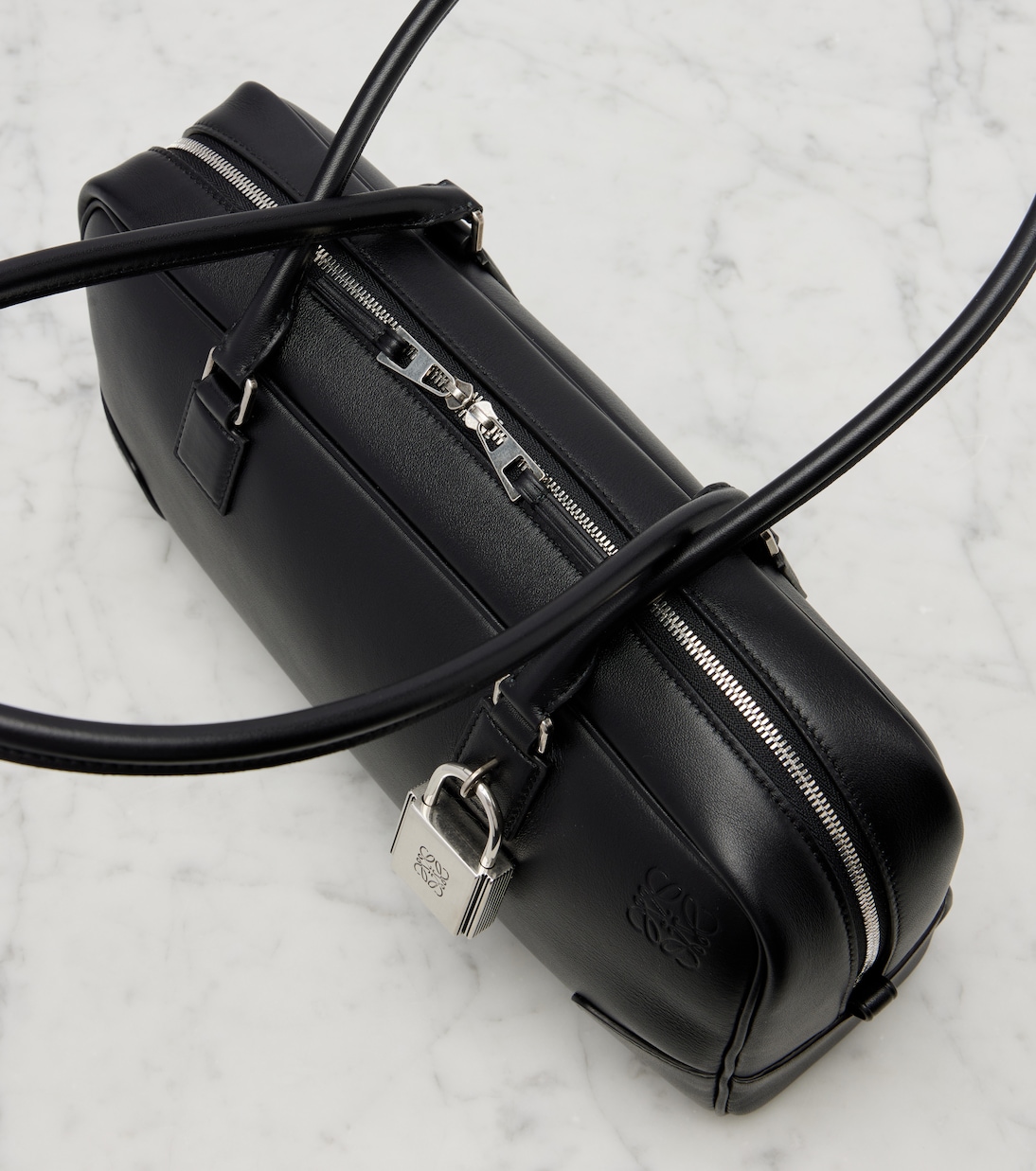 Amazona 31 leather shoulder bag | Loewe