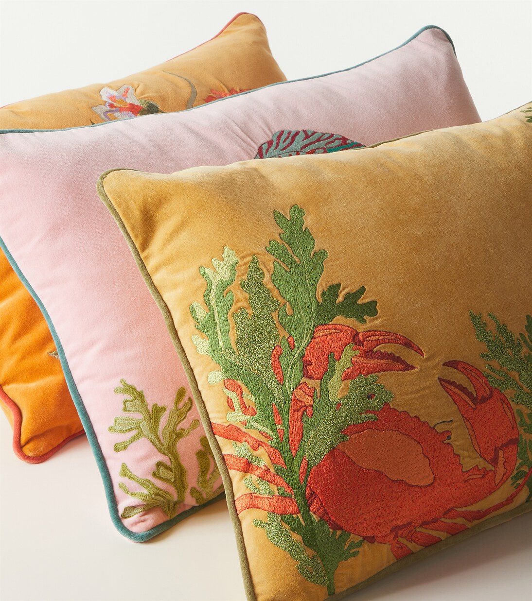 Embroidered cotton velvet cushion | Les-Ottomans