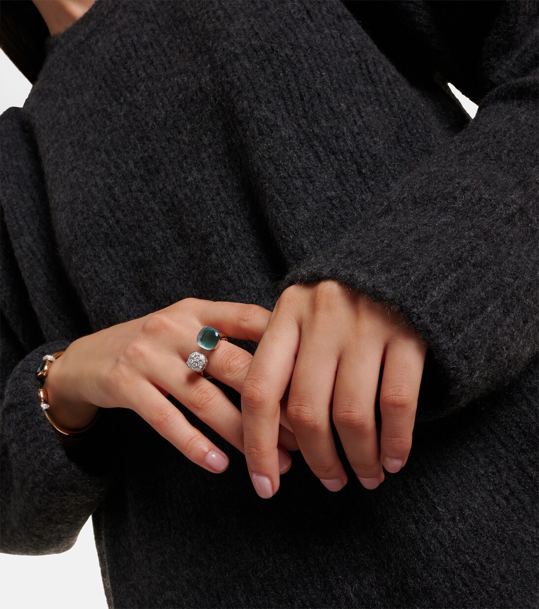 Nudo 18kt rose and white gold ring with topaz and diamonds | Pomellato