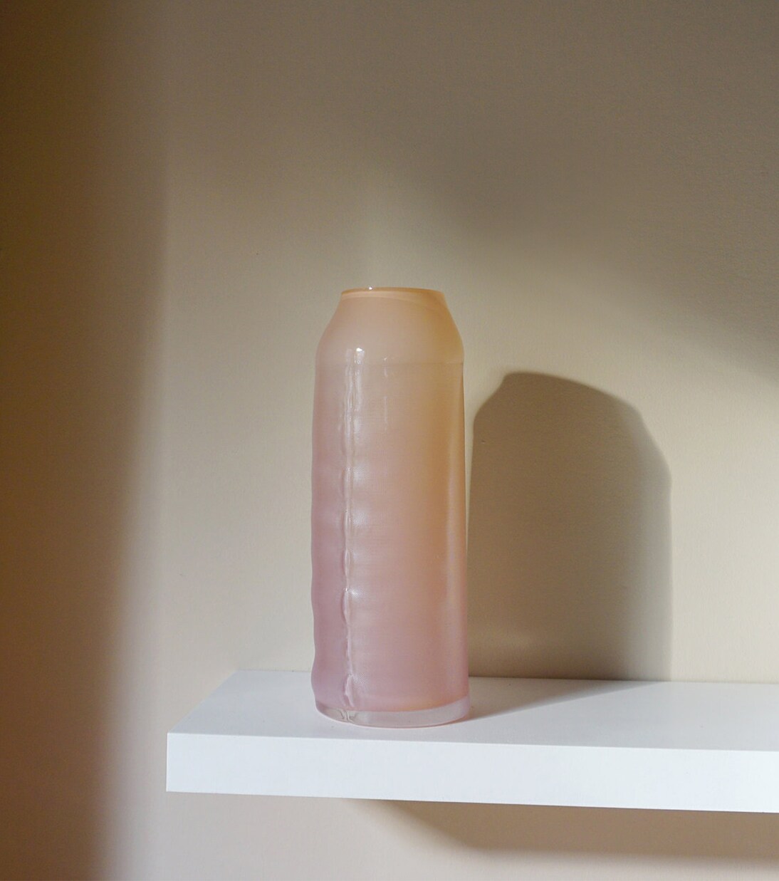 Raw Large glass vase | Milena Kling
