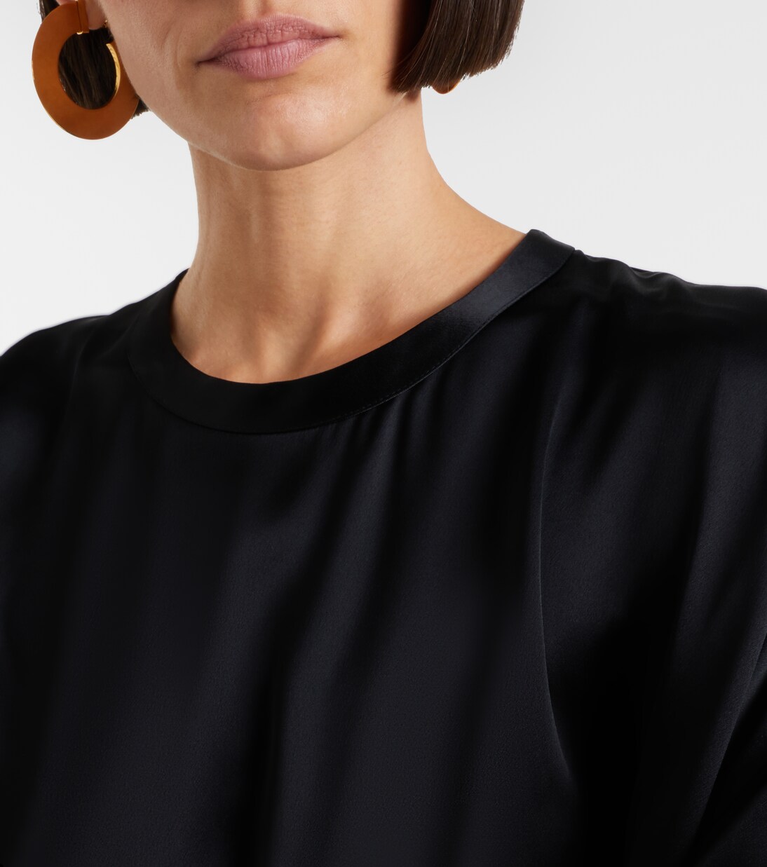 Top aus Satin | Toteme