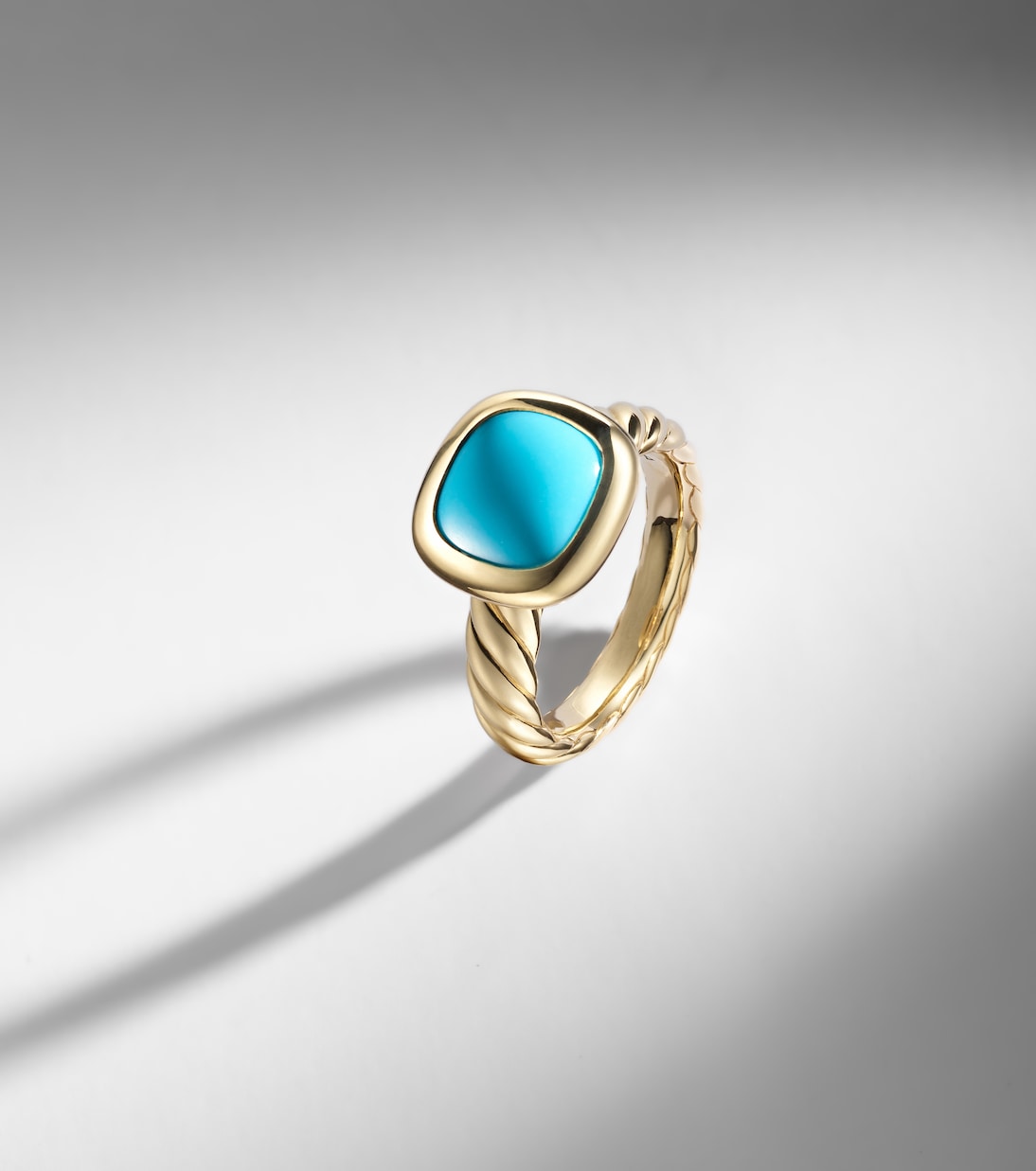 Anillo DY Mercer® de oro de 18 ct con turquesa | David Yurman