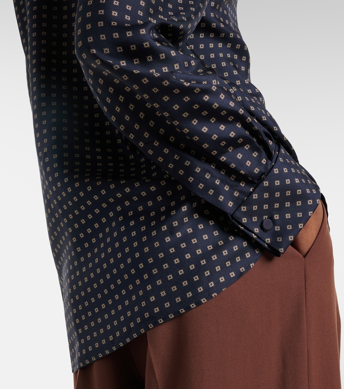 Printed tie-neck silk crêpe de chine blouse | Saint Laurent