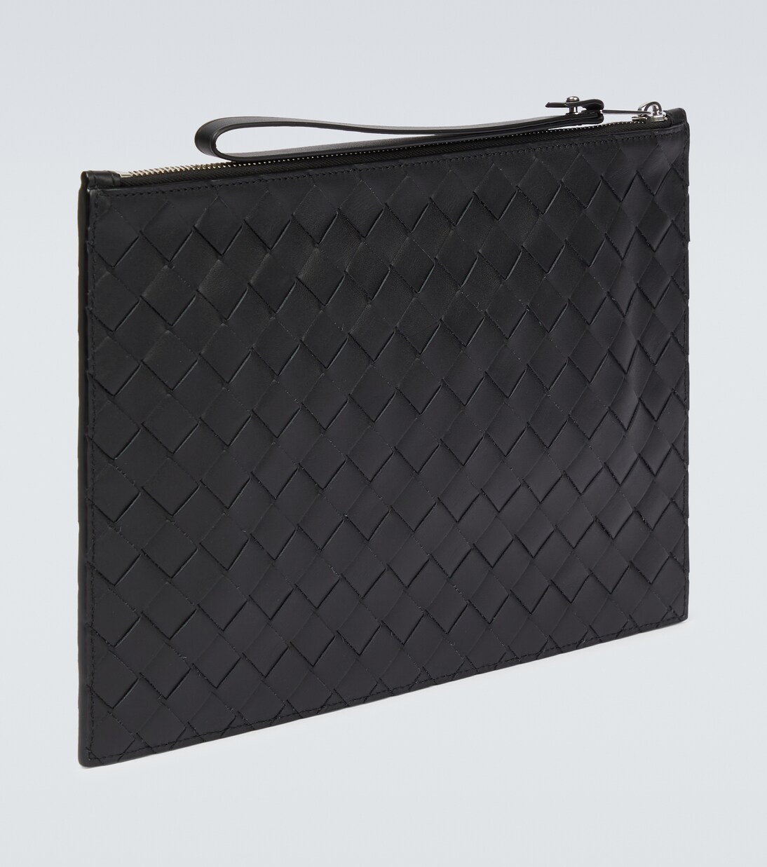 Intrecciato Large leather pouch | Bottega Veneta
