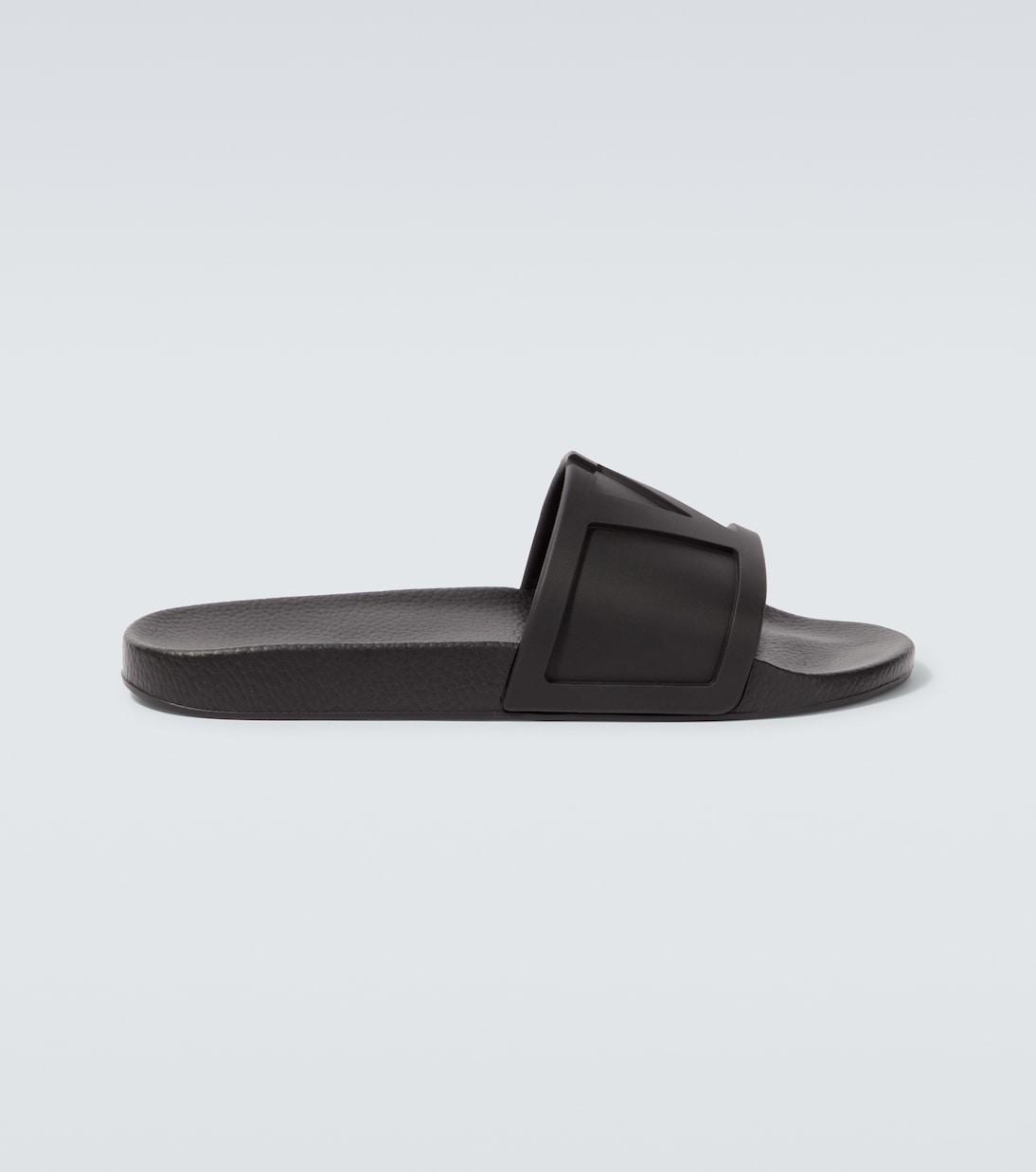 VLogo slides | Valentino Garavani