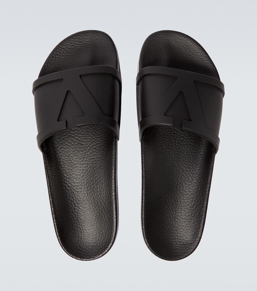VLogo slides | Valentino Garavani