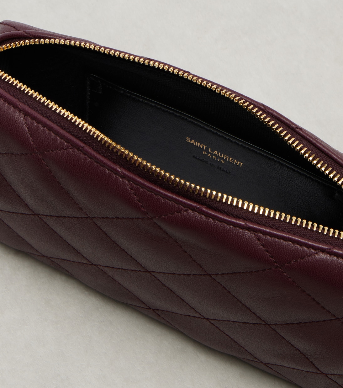 Portafoglio Cassandre in pelle matelassé con catena | Saint Laurent