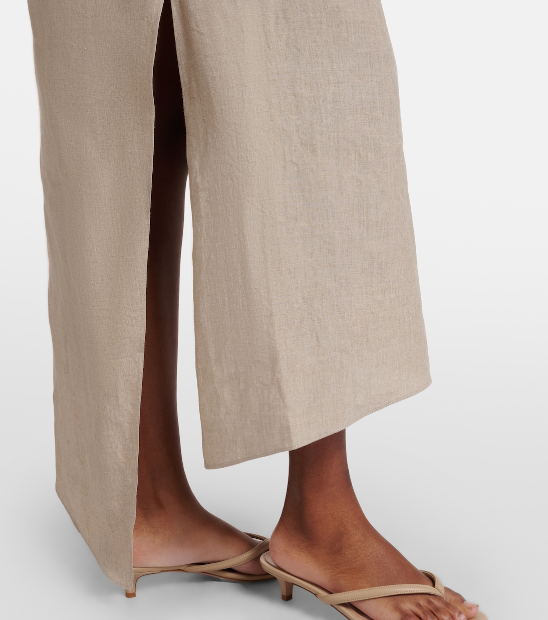 Floral-appliqué asymmetric linen maxi dress | Coperni