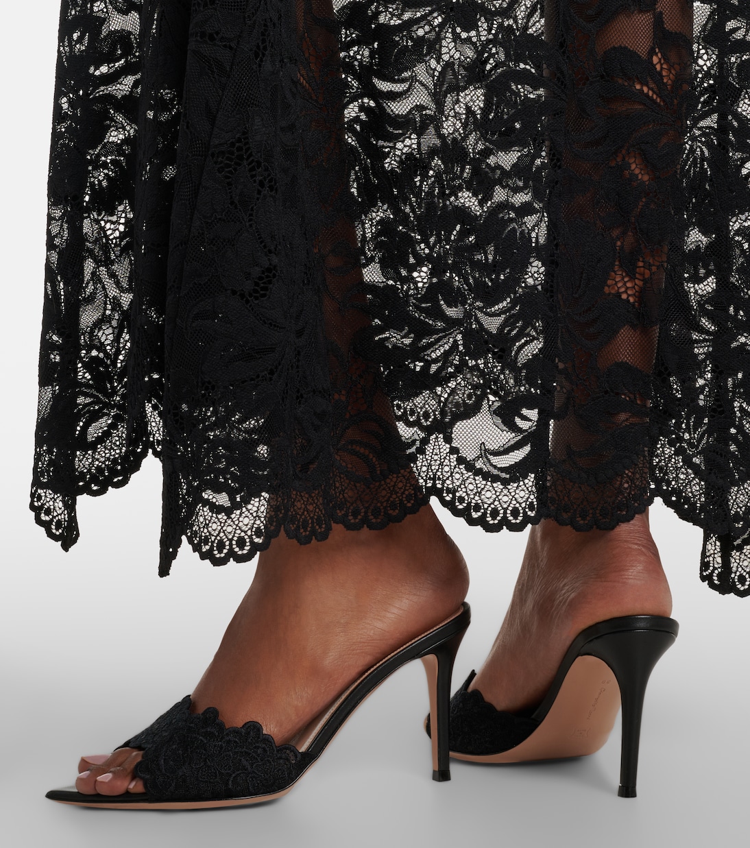 Yvonne蕾丝穆勒鞋 | Gianvito Rossi