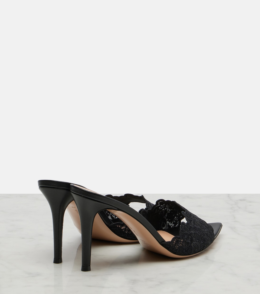 Yvonne蕾丝穆勒鞋 | Gianvito Rossi