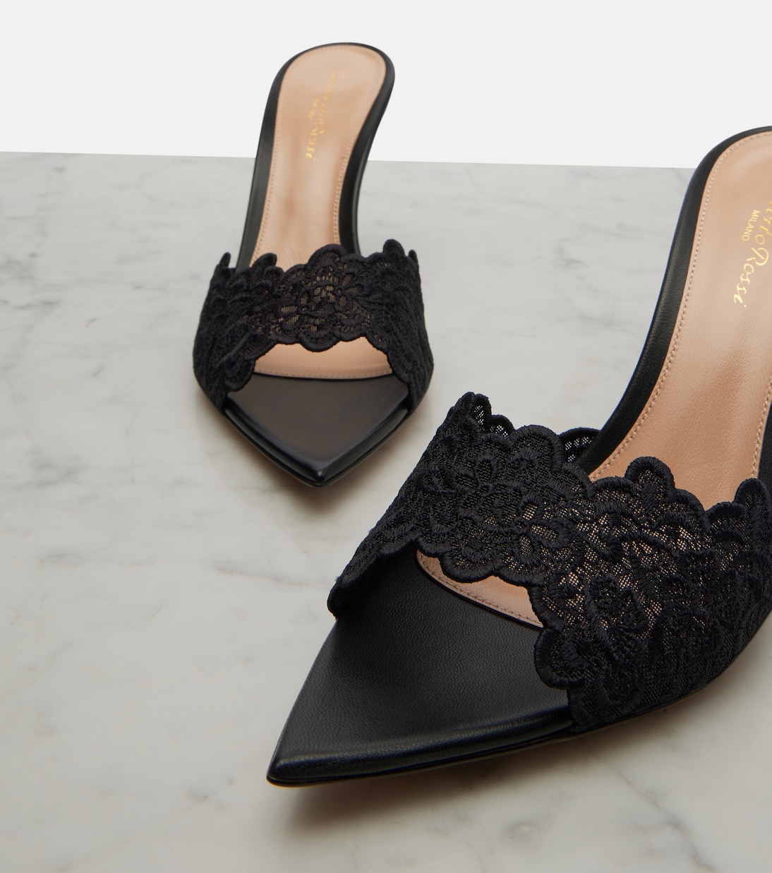 Yvonne蕾丝穆勒鞋 | Gianvito Rossi