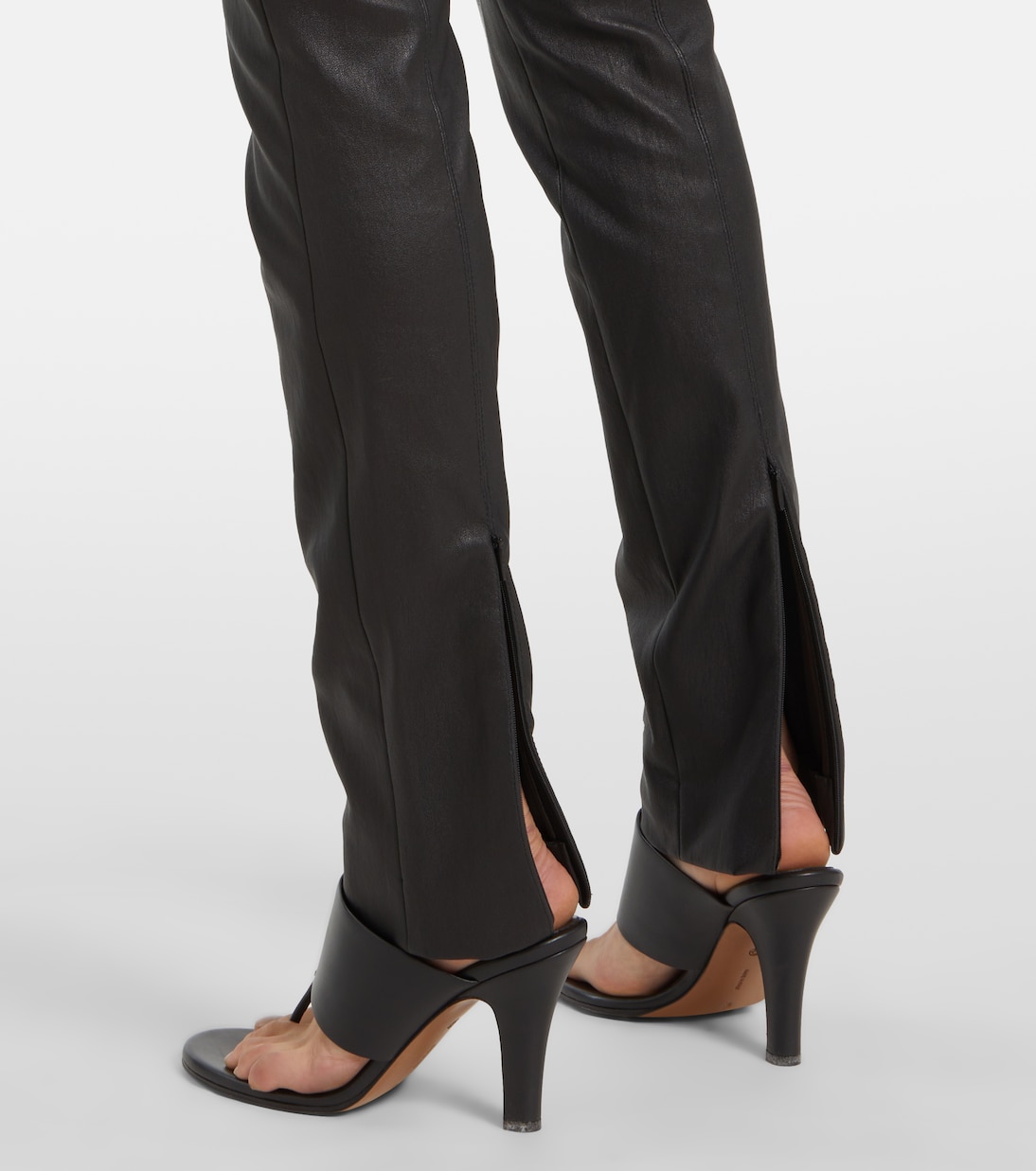 Schmale Hose Lakun aus Leder | The Row