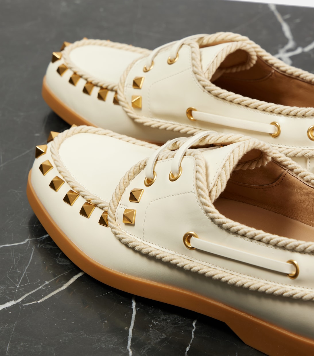 Segelschuhe Palm Avenue Rockstud aus Leder | Valentino Garavani