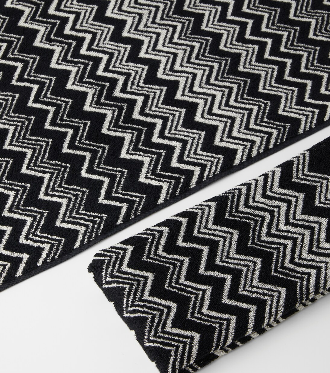 Keith Zigzag hand towel and bath towel set | Missoni