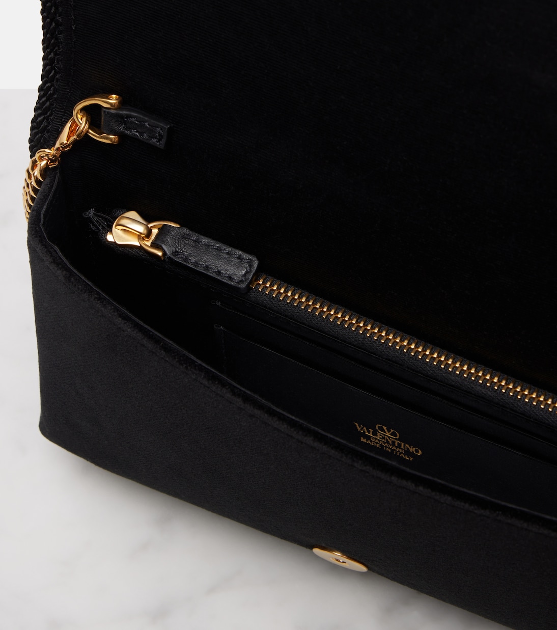 Schultertasche VLogo Mini aus Samt | Valentino Garavani