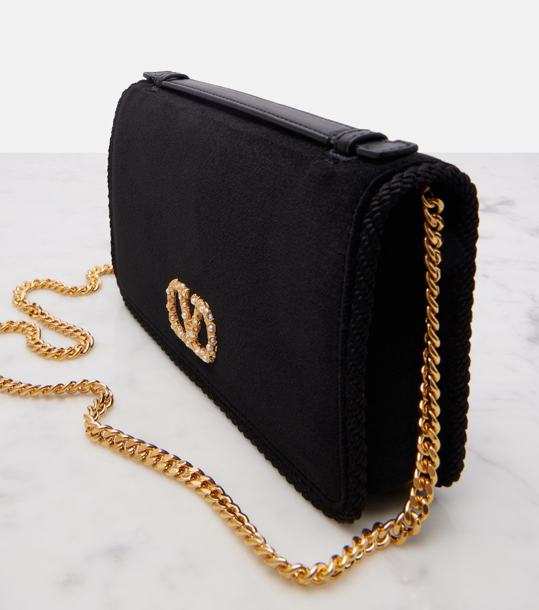 Schultertasche VLogo Mini aus Samt | Valentino Garavani